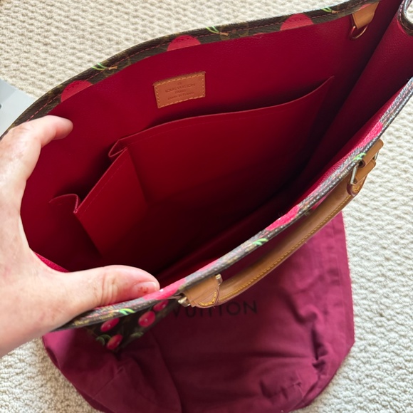 Louis Vuitton Murakami Cerises (Cherries) Sac Plat - Picture 5 of 7